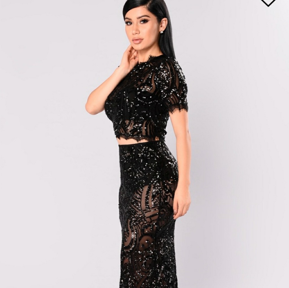 Black 2 Piece
